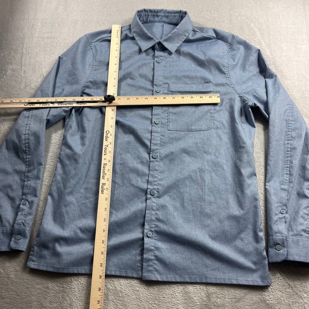 Lululemon Mens Commission Long Sleeve Button Down Shirt Blue Chambray Size M - Picture 4 of 8